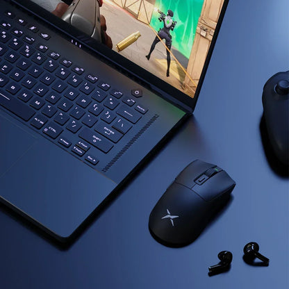 Lightweight gaming mouse