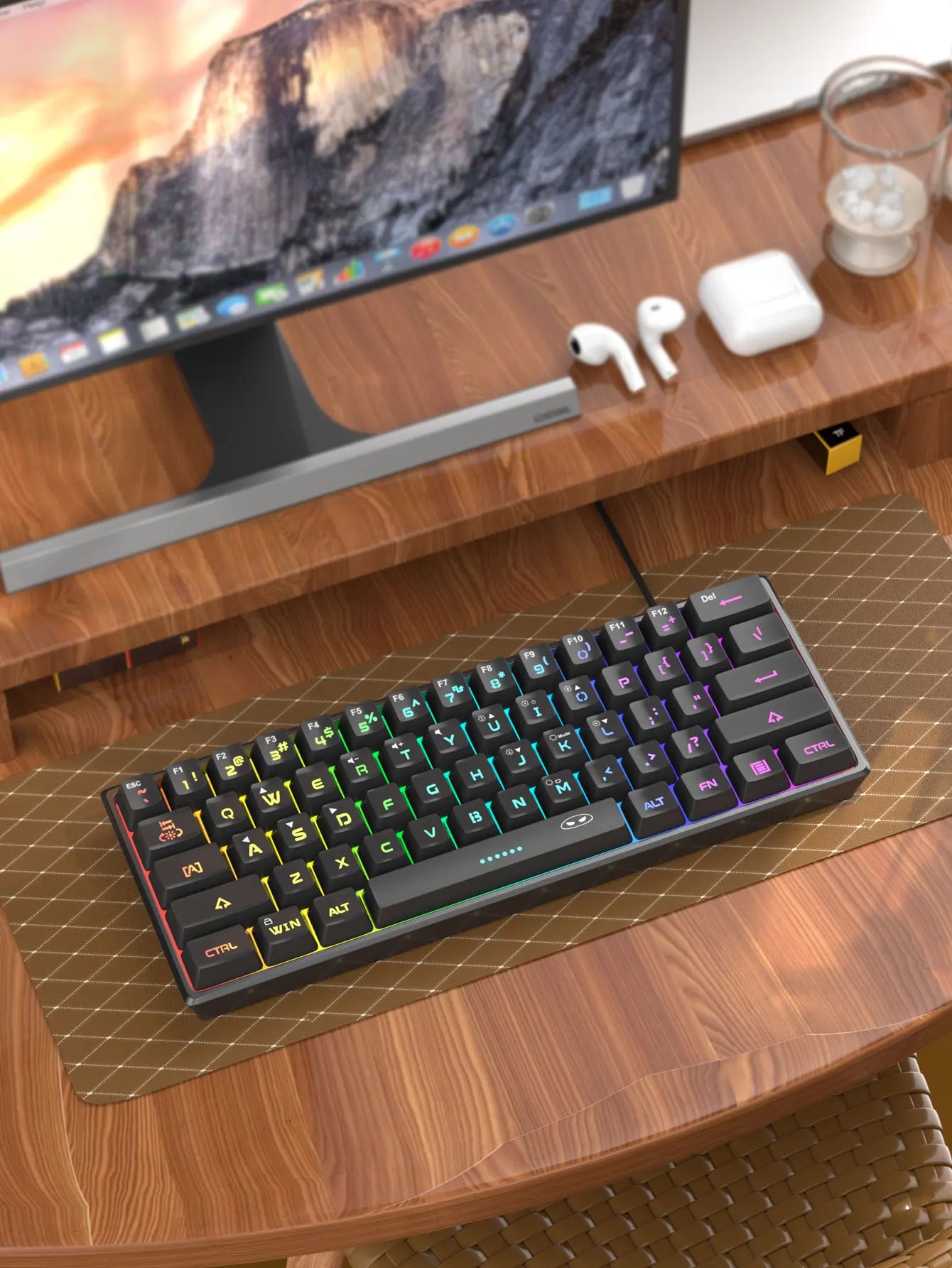 Teclado Compacto MageGee 60% com Iluminação RGB – Ideal para Jogos, Escritório e Espaços Reduzidos